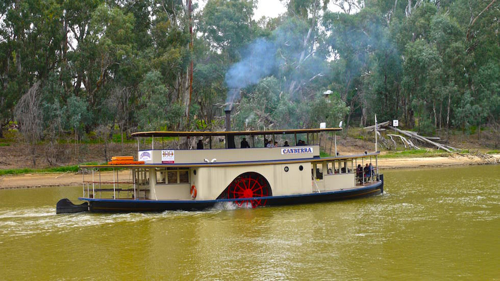 Paddle steamer in Echuca on the Murray River