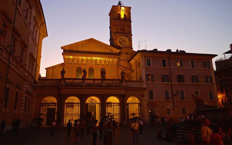 Santa-Maria-in-Trastevere-church-Rome Italy