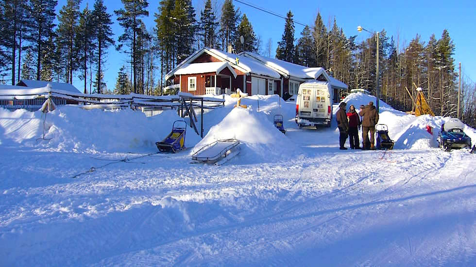 Husky & Adventure Wilderness Lodge in Schwedisch Lappland