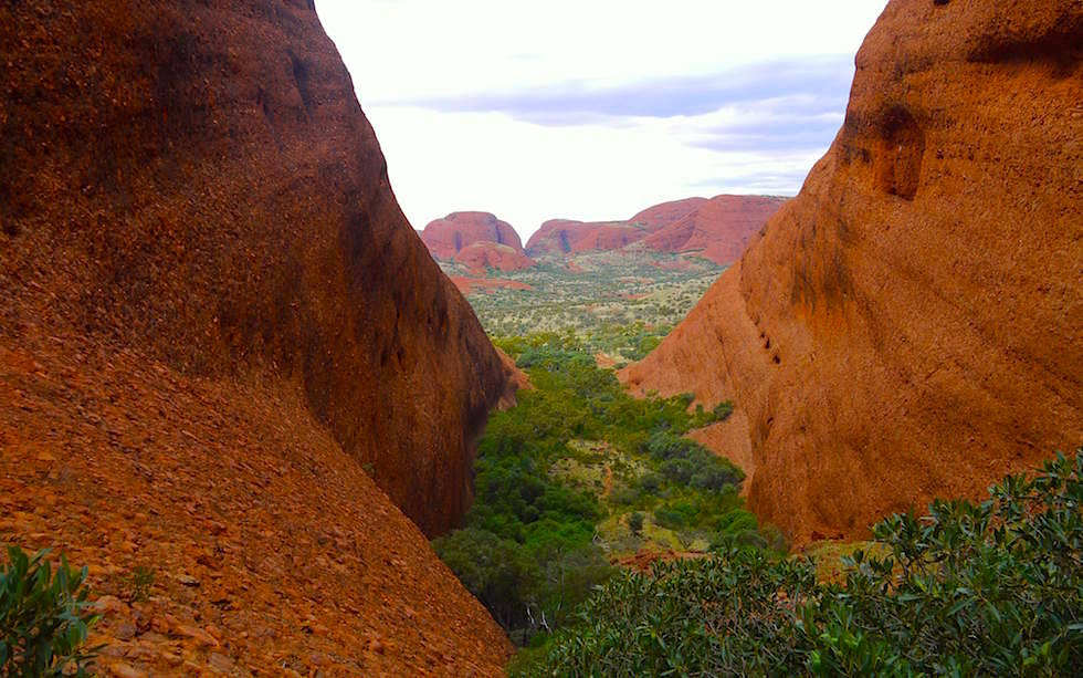 Karu Lookout Olgas - kata tjuta Northern Territory near Uluru