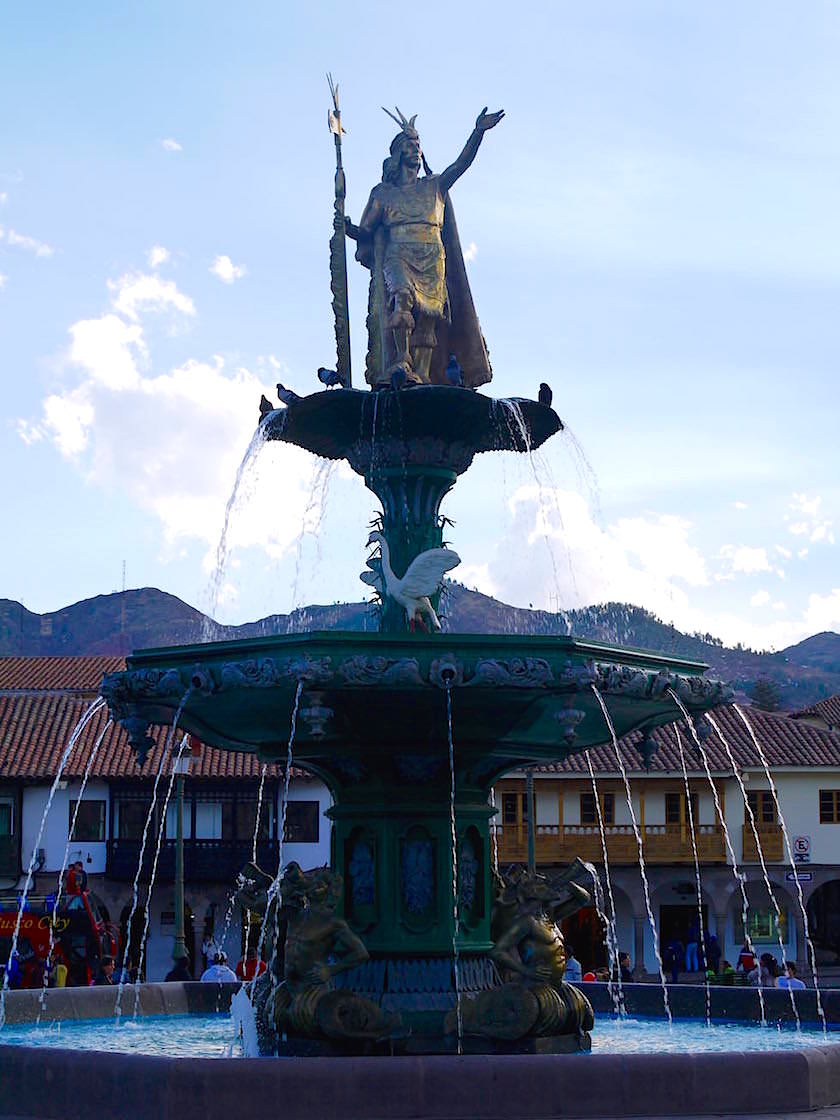 Inka Herrschen auf Brunnen Plaza de Armas Cusco Peru