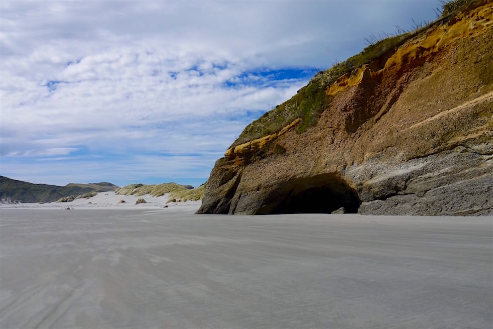 Felsen & Höhlen - Wharariki Beach - Neuseeland Südinsel