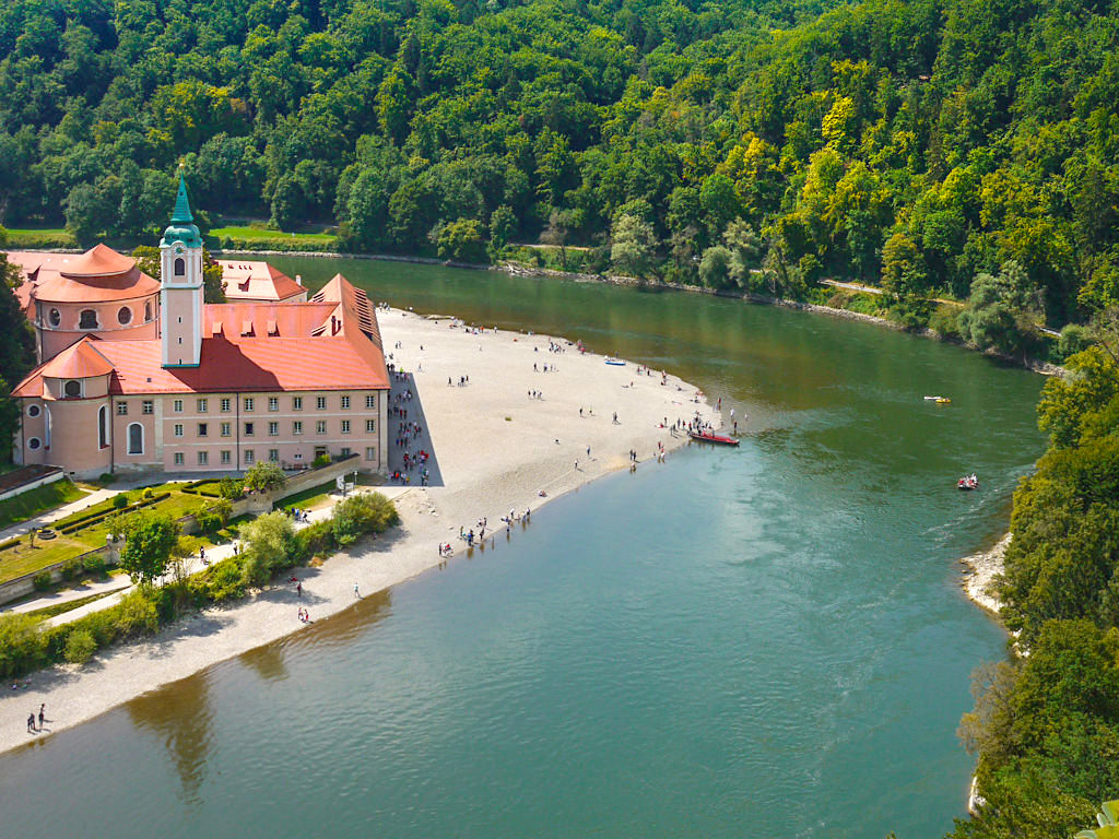 Der wohl schönste Ausblick auf Kloster Weltenburg - Rundwanderung Kelheim - Kloster Weltenburg - Bayern