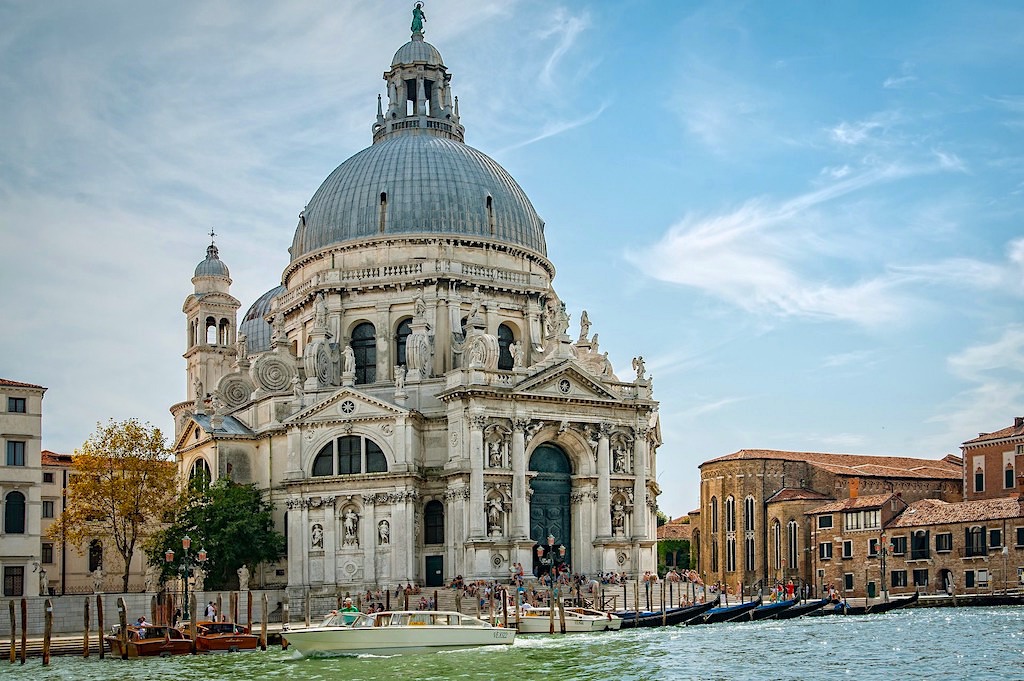 Santa Maria della Salute - Prachtkirchen und Venedig Sehenswürdigkeiten - Italien