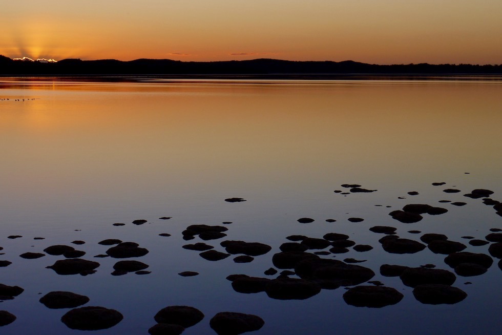 Thrombolithen bei Sonnenuntergang am Lake Clifton nahe Mandurah - Western Australia