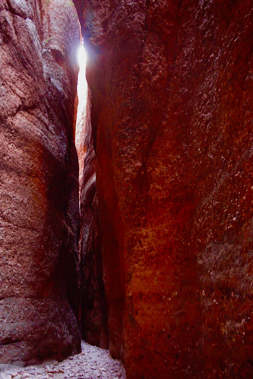 Echidna Chasm - Enger Weg durch senkrechte Schlucht - Bungle Bungles - Kimberley, Western Australia