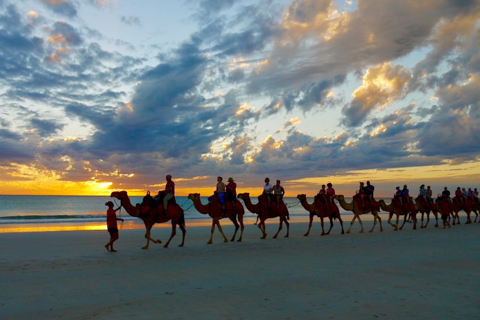 Cable Beach bei Broome - Kamelausritt in den Sonnenuntergang - Kimberley - Western Australia