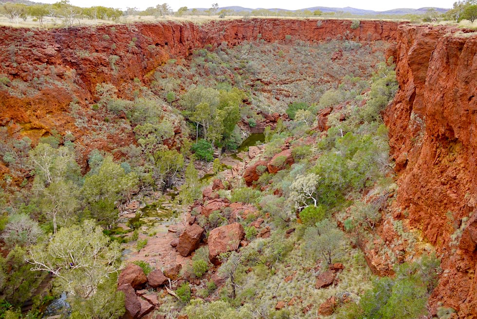 Toller Ausblick auf den Dales Gorge Trail - Karijini National Park Ostseite - Pilbara, Western Australia
