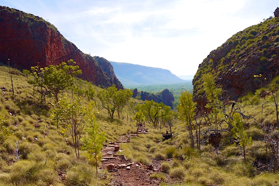 Keep River National Park - Jarnem Lookout: imposante Felslandschaft beim Aufstieg - Northern Territory