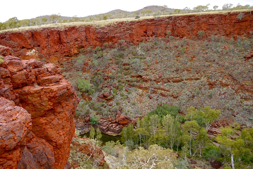 Three Ways Lookout - Faszinierend schöner Ausblick auf die Dales Gorge - Karijini National Park Ostteil - Pilbara, Western Australia