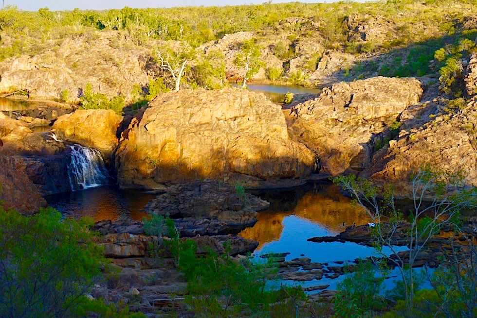 Upper Pool - Spektakulärer, faszinierend schöner Ausblick bei Sonnenuntergang - Edith Falls im Nitmiluk National Park - Northern Territory