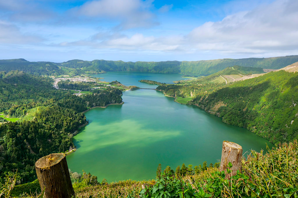 Miradouro da Vista do Rei - Königlicher Ausblick auf Sete Cidades & den blauen und grünen See - Sao Miguel, Azoren