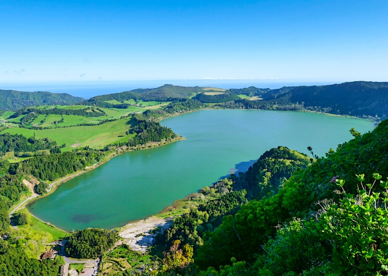 Lagoa do Fogo Natur pur am schönsten Kratersee der Azoren Passenger