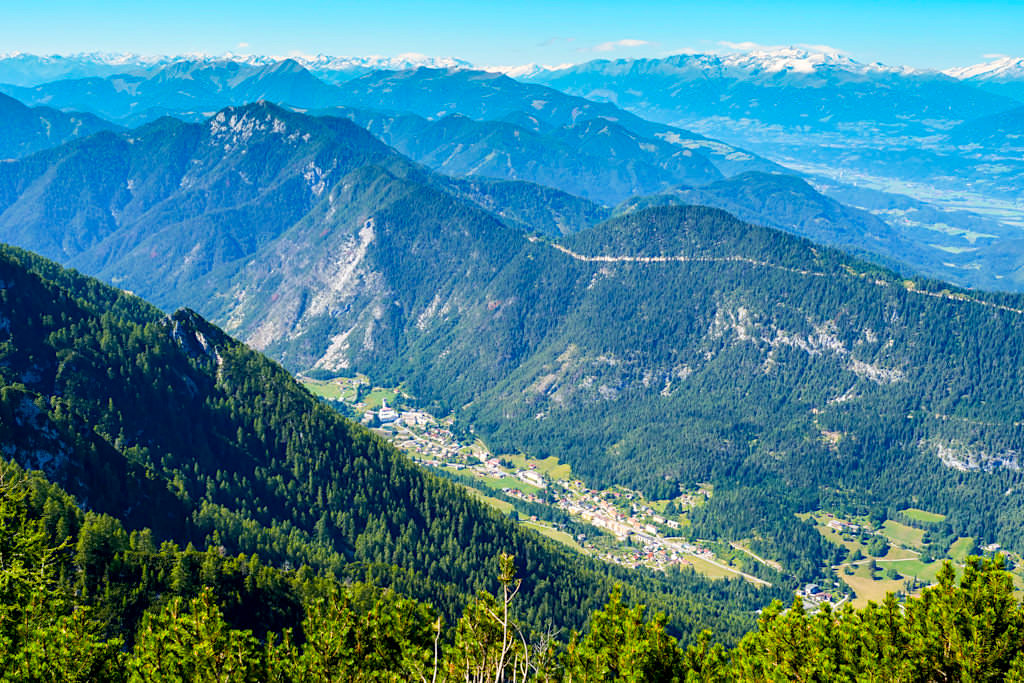 Dobratsch Wanderung - Faszinierender Ausblick auf Bad Bleiberg & Gailtaler Alpen beim Elfernock - Kärnten, Österreich