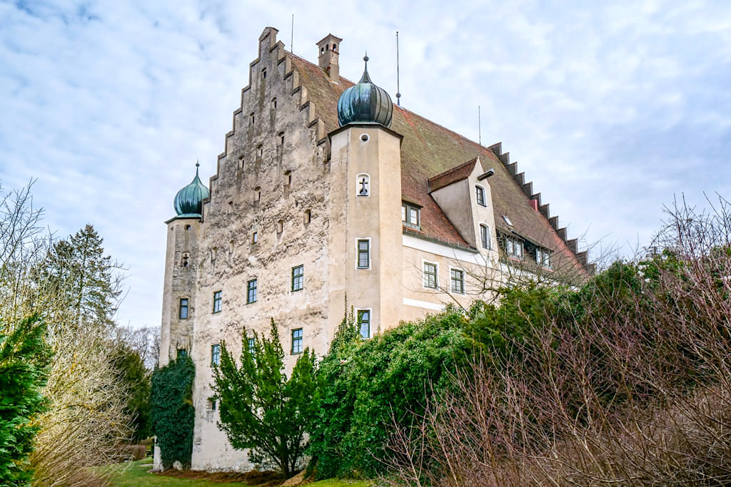 Schloss Eggersberg in Obereggersberg ist heute ein romantisches Hotel - Altmühltal - Bayern