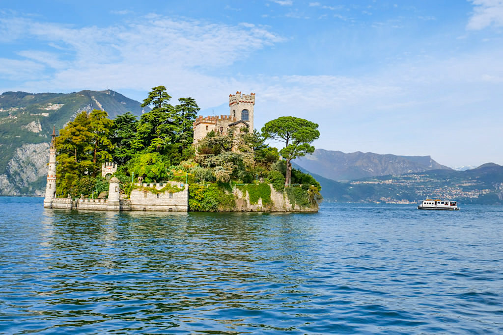 Isola di Loreto: ein zauberhaftes Juwel inmitten des herrlichen Lago d'Iseo - Ursprüngliches Italien