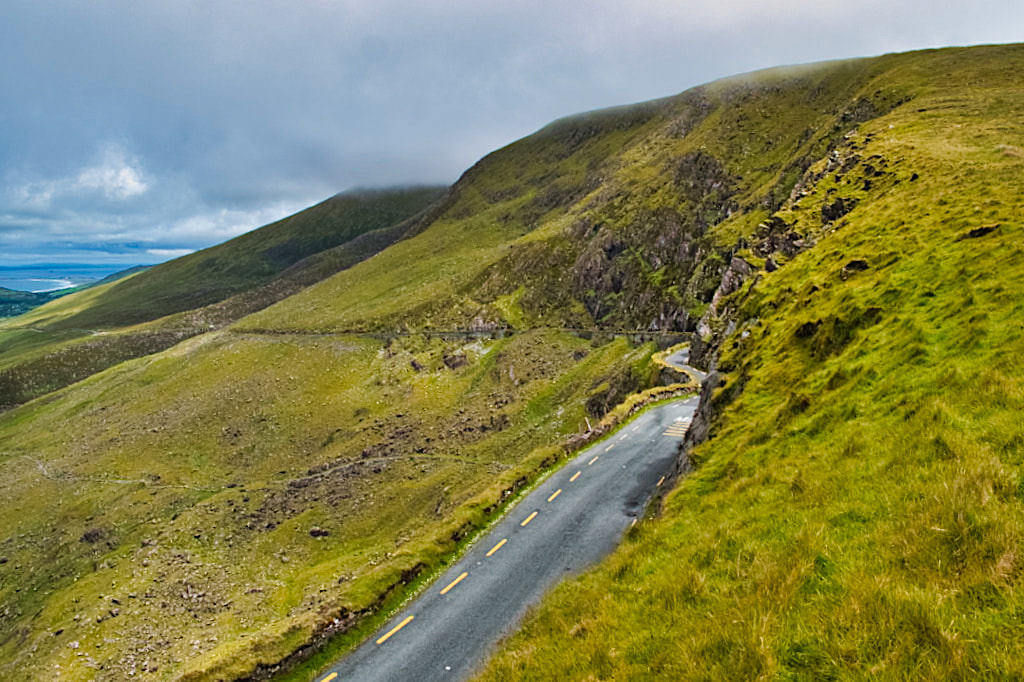 Connor Pass ist höchster Pass in Irland, schönste Panoramastraße und eines der Highlights der Dingle Halbinsel