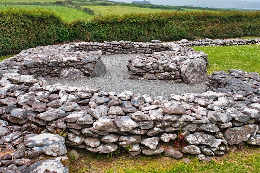 Reask Monastic Site - Kulturelle Highlights der Dingle Peninsula - Irland