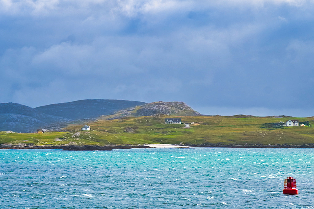 Blick auf Vatersay und seine höchste Erhebung Theiseabhal Mòr - Äußere Hebriden